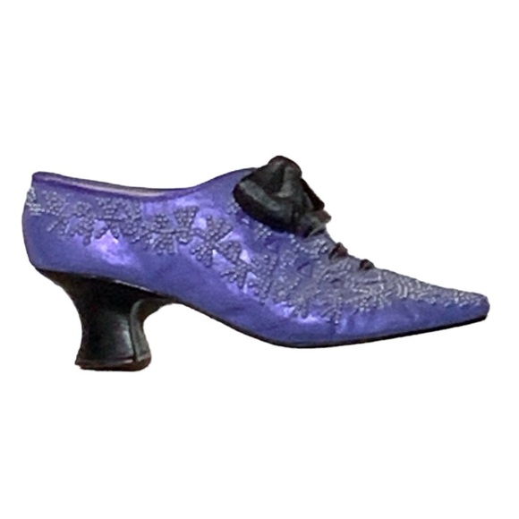 Just The Right Shoe French Velvet Victorian Vintage Mini High Heel Retired 2001 - Picture 11 of 16